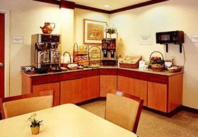 Fairfield Inn & Suites Indianapolis East