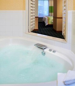 Fairfield Inn & Suites Indianapolis East