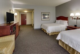 Hampton Inn & Suites Indianapolis-Airport
