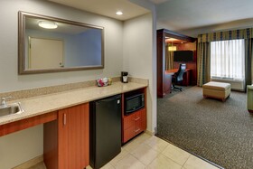 Hampton Inn & Suites Indianapolis-Airport