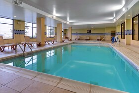 Hampton Inn & Suites Indianapolis-Airport