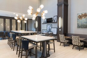 Hampton Inn & Suites Indianapolis-Keystone
