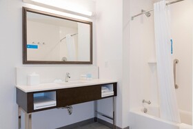 Hampton Inn & Suites Indianapolis-Keystone