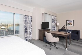 Hampton Inn & Suites Indianapolis-Keystone