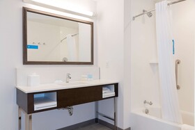 Hampton Inn & Suites Indianapolis-Keystone