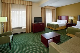 Holiday Inn Express Indianapolis - East