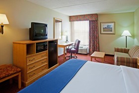Holiday Inn Express Indianapolis South