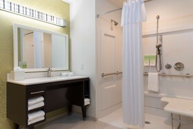 Home2 Suites by Hilton Indianapolis Downtown