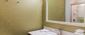 Home2 Suites by Hilton Indianapolis Downtown