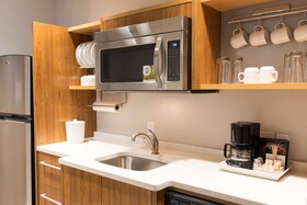 Home2 Suites by Hilton Indianapolis Downtown