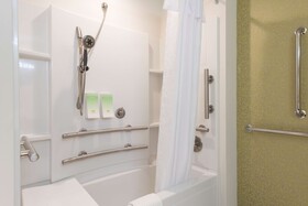 Home2 Suites by Hilton Indianapolis Downtown