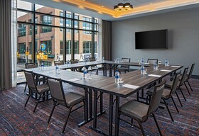 Hyatt Place Indianapolis / Downtown