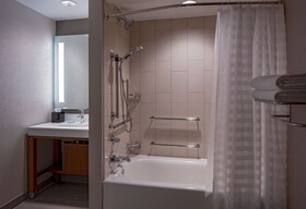 Hyatt Place Indianapolis / Downtown
