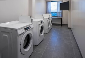 Hyatt Place Indianapolis / Downtown