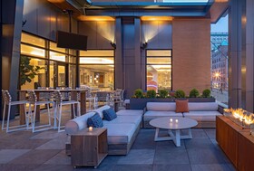 Hyatt Place Indianapolis / Downtown