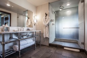 Ironworks Hotel