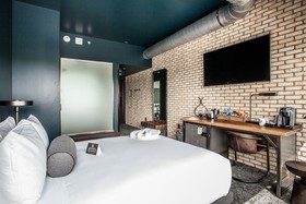 Ironworks Hotel