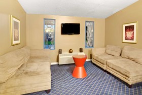 Knights Inn Indianapolis Airport South