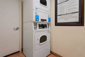 Norwood Inn & Suites Indianapolis
