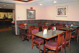 Norwood Inn & Suites Indianapolis