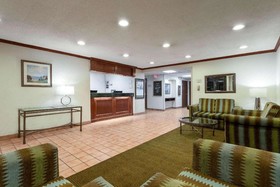 Norwood Inn & Suites Indianapolis