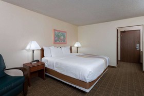 Norwood Inn & Suites Indianapolis