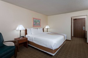 Norwood Inn & Suites Indianapolis