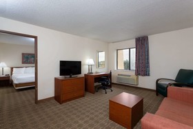 Norwood Inn & Suites Indianapolis