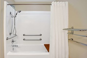 Microtel Inn & Suites by Wyndham Indianapolis Airport
