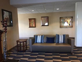 Microtel Inn & Suites by Wyndham Indianapolis Airport