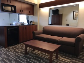 Microtel Inn & Suites by Wyndham Indianapolis Airport