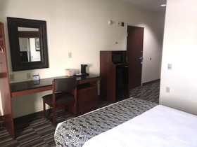 Microtel Inn & Suites by Wyndham Indianapolis Airport