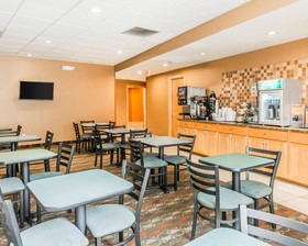Baymont by Wyndham Indianapolis East