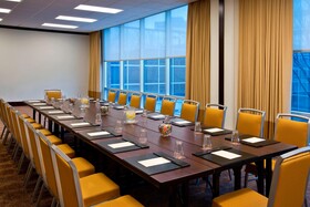 Sheraton Indianapolis Hotel at Keystone Crossing