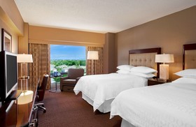 Sheraton Indianapolis Hotel at Keystone Crossing