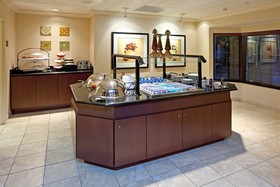 Staybridge Suites Indianapolis Downtown - Convention Center