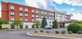 Holiday Inn Express & Suites Indianapolis Northwest