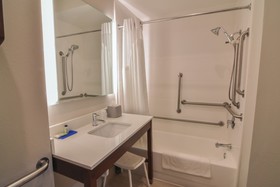 Holiday Inn Express & Suites Indianapolis Northwest
