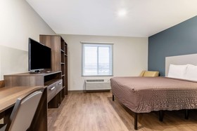WoodSpring Suites Indianapolis Airport South