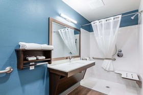WoodSpring Suites Indianapolis Airport South