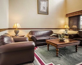 Quality Suites Jeffersonville