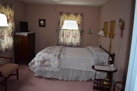 Pheasant Country Inn Bed & Breakfast