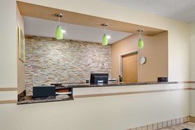 Super 8 by Wyndham Kokomo