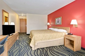 Super 8 by Wyndham Kokomo