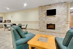 Super 8 by Wyndham Kokomo