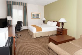 Baymont Inn & Suites by Wyndham Lafayette / Purdue Area
