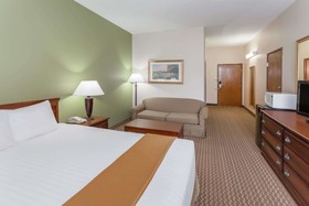 Baymont Inn & Suites by Wyndham Lafayette / Purdue Area