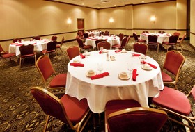 Holiday Inn Select Lafayette-City Centre