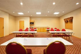 Holiday Inn Express & Suites Logansport
