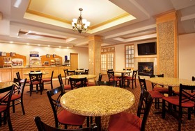 Holiday Inn Express & Suites Logansport